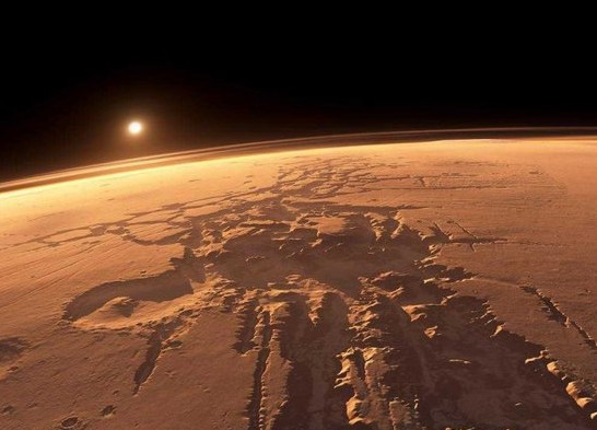 火星南极出现大量"蚂蚁",专家:或是向地球传递什么信息!