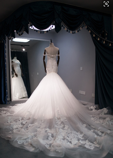 抖音"最美新娘"走红,拉开帘子的那一瞬间,网友:我承认心动了