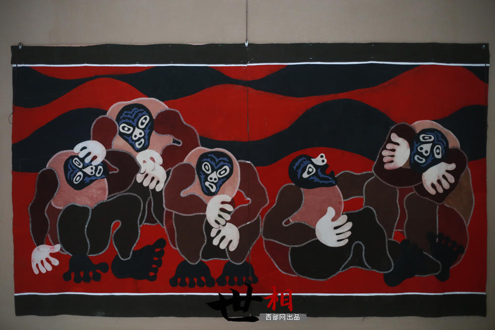 用布绘就黄河的陕北民间艺术家