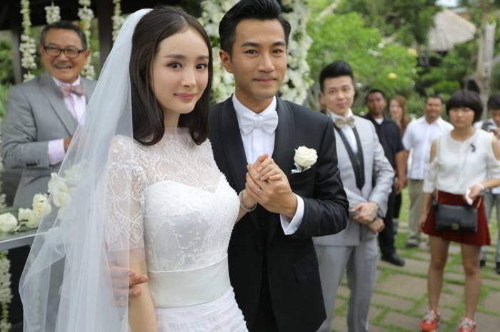 与杨幂宣布离婚前,刘恺威在香港给别人当伴郎