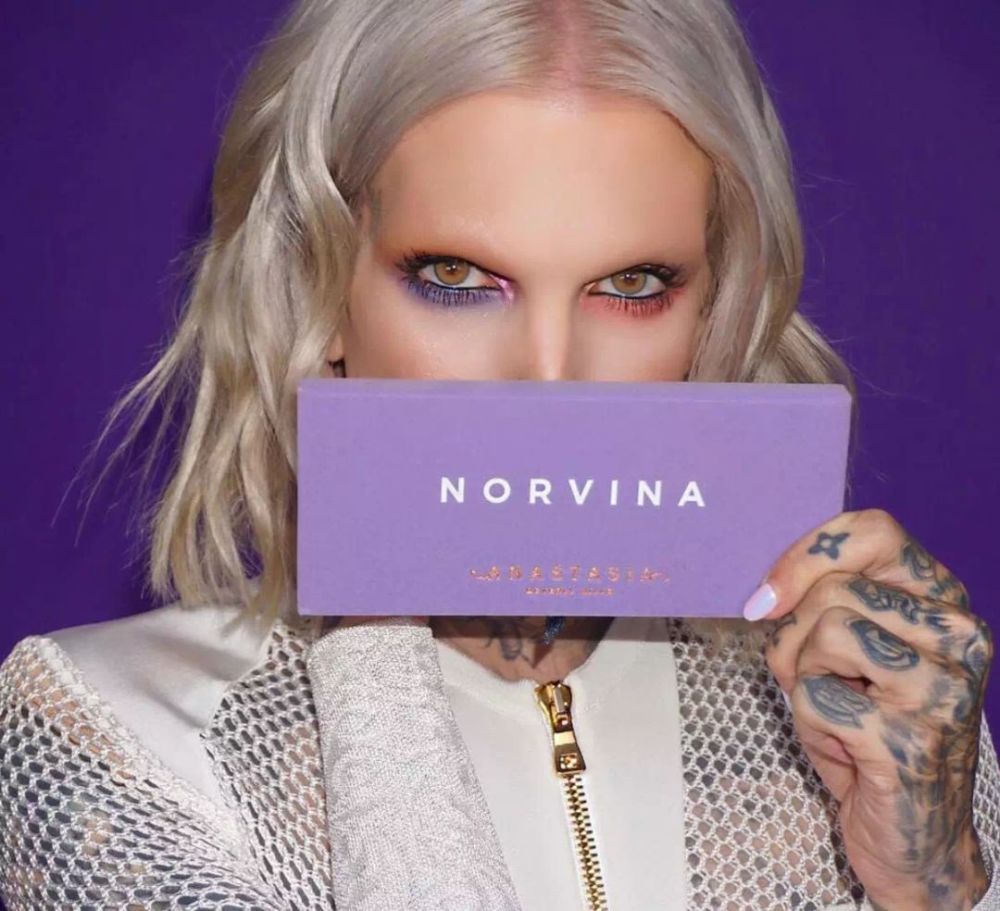 我们帮你试了今年最流行的紫色系眼影盘,画完就是仙女了!芭姐试色