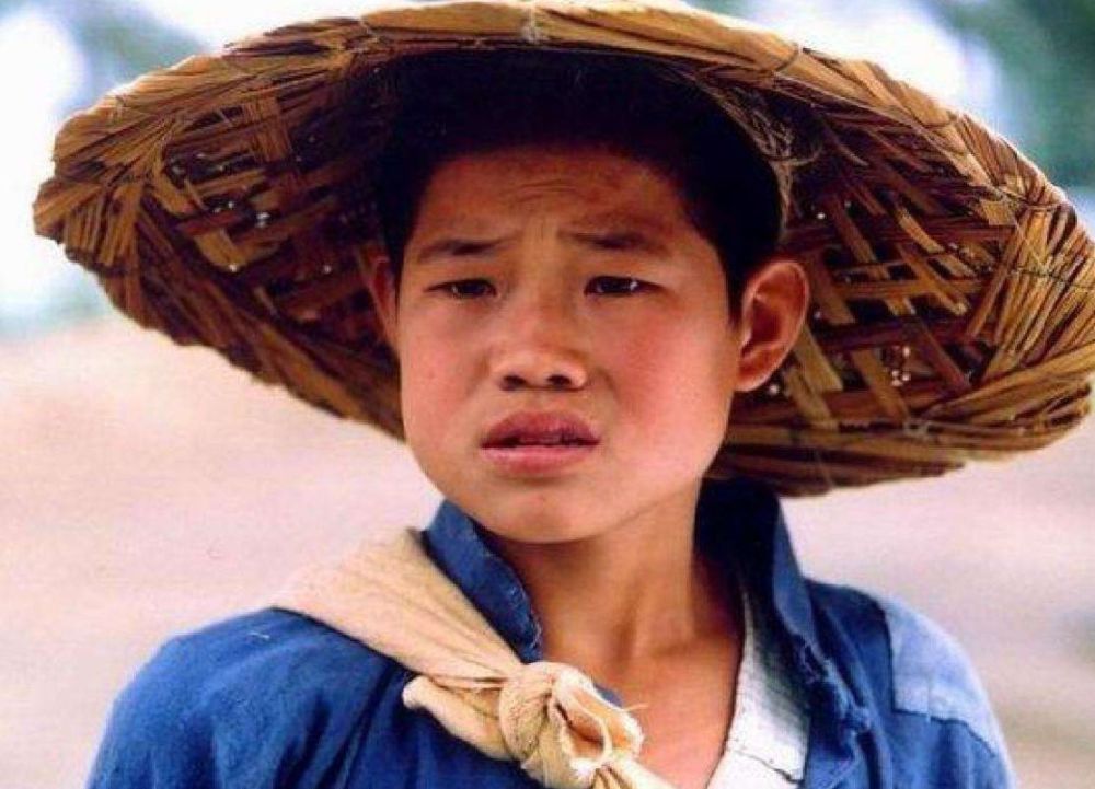 《小兵张嘎》播出14年,如今嘎子还是那个嘎子,英子却变成这样