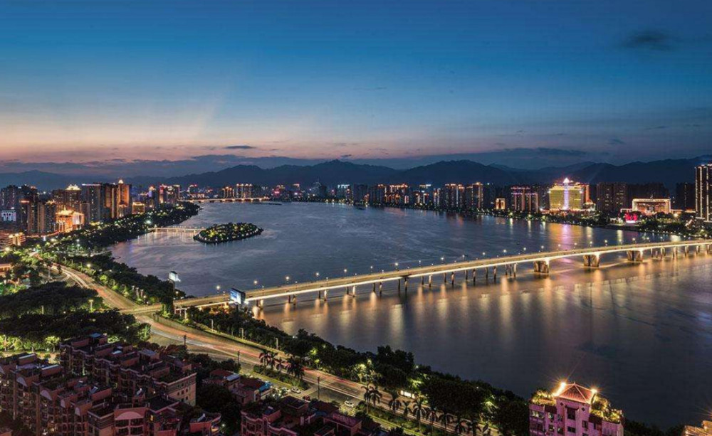 清远gdp2020年_2020年清远地铁规划图(2)
