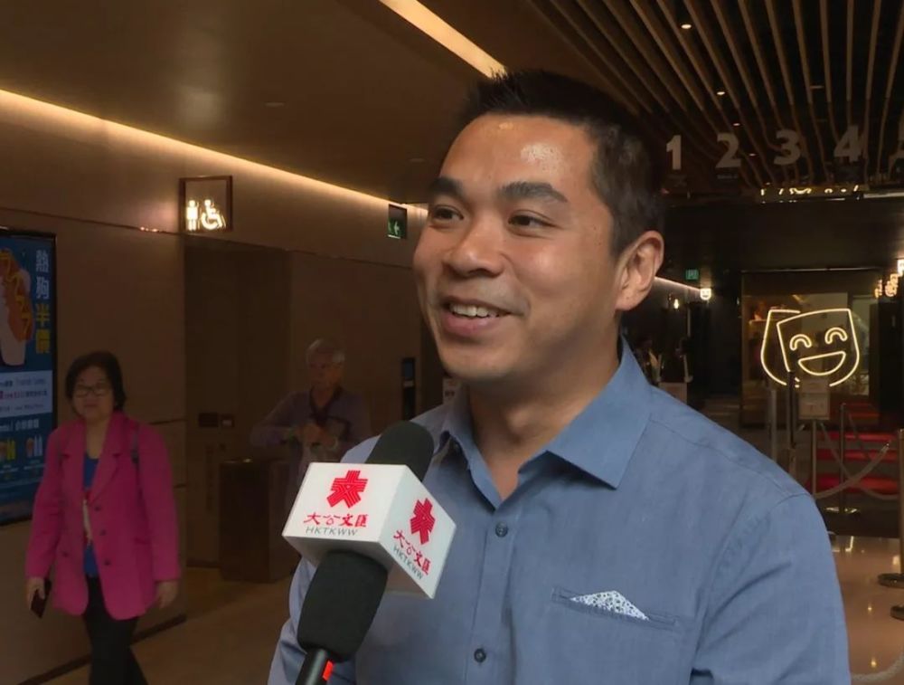 纪录片《港珠澳大桥》放映 港人感慨多