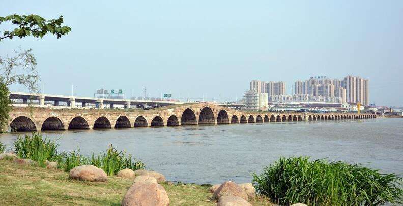 中国四大古桥之一,最长的一座多孔石桥,却