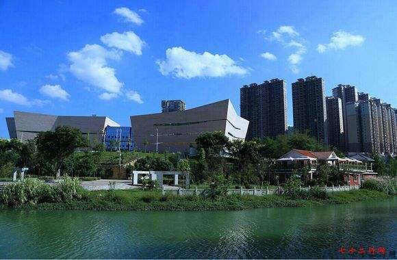 毕节旅游经济总量_毕节经济示范园图片(2)