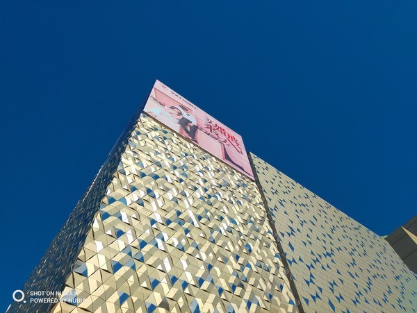 努比亚X拍照体验 旗舰副屏自拍秒杀众人