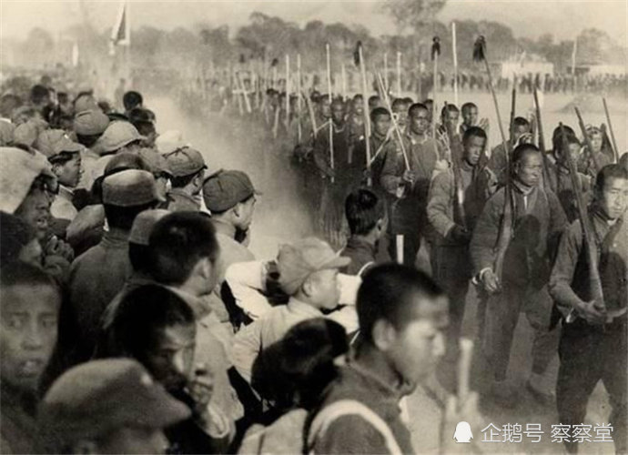 老圖片：八路軍打日本鬼子，心酸的裝備，看了卻解氣 歷史 第2張