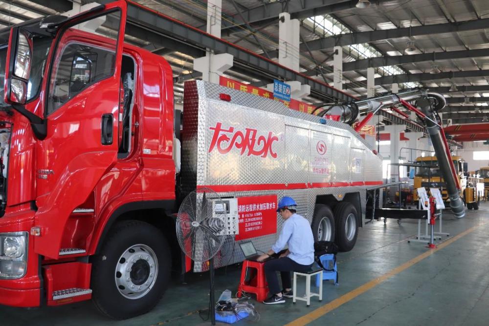 侨龙应急装备:消防远程供水加压取水车将亮相11.