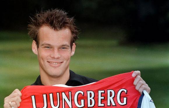 英超365天:永贝里加盟阿森纳