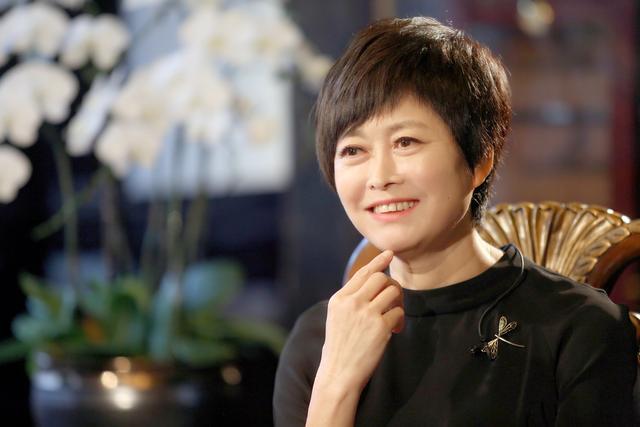 敬一丹:曾因崔永元自卑