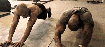 他是一位素食主义者,仅靠徒手练出一身所有男人向往的大肌肉!