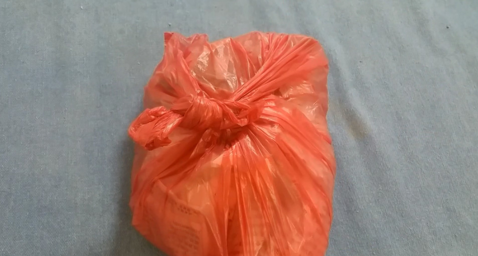 土豆皮薄容易坏,教你一招越放越好吃,放一年都