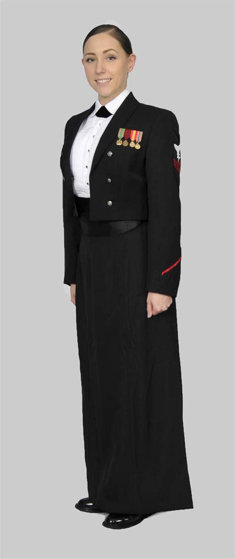 服装作为工作服算gdp吗_努力工作图片