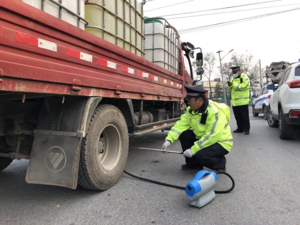 黄警启动首日 北京市生态环境部门强化执法督查 应对空气重污染
