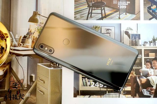 小米5s Plus喜迎MIUI 10 华为nova 4来了