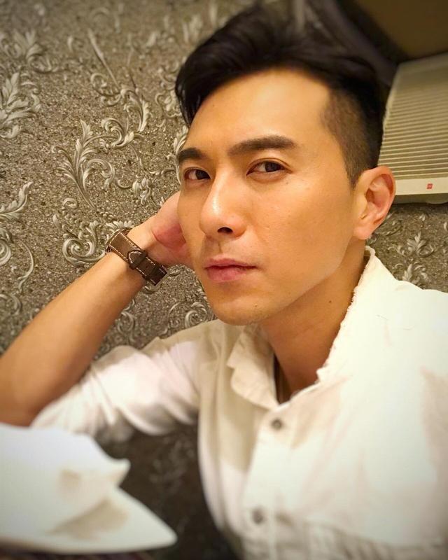 网曝tvb小生黄子恒让女粉丝怀孕.演艺生涯火终结