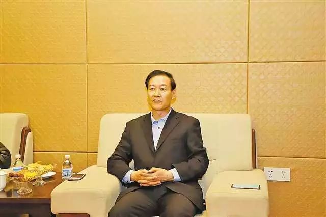 空间太阳能,核电站,太阳能,杨士中