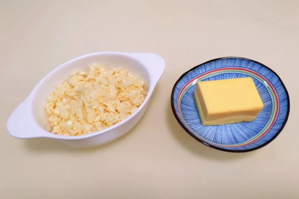 龙虾头里墨绿色的东西到底是啥?能吃吗?