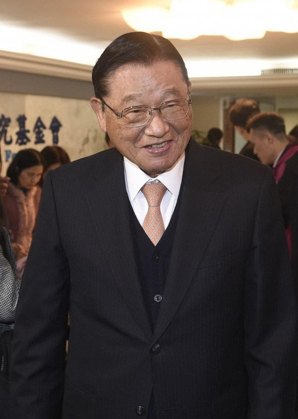 台媒:85岁海基会原董事长江丙坤传出意识不清,已紧急送医