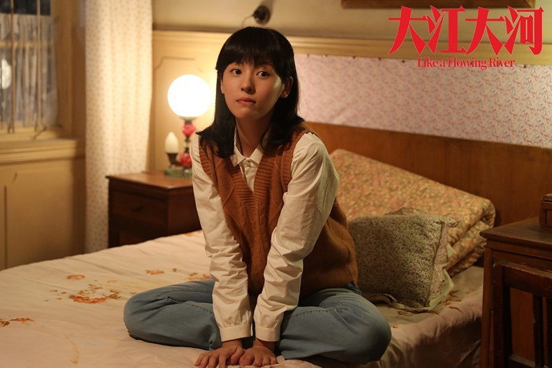 《大江大河》瞩目开播 周放与王凯组开运cp