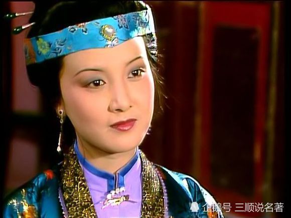 薛宝钗和王熙凤,为何会相看两生厌?