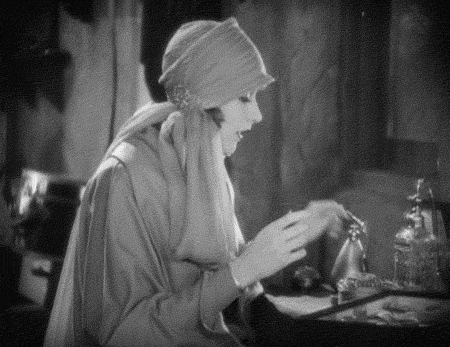 麝香猫|麝香、灵猫香、海狸香，这些动物的味道何以成为欧洲人的心头好？