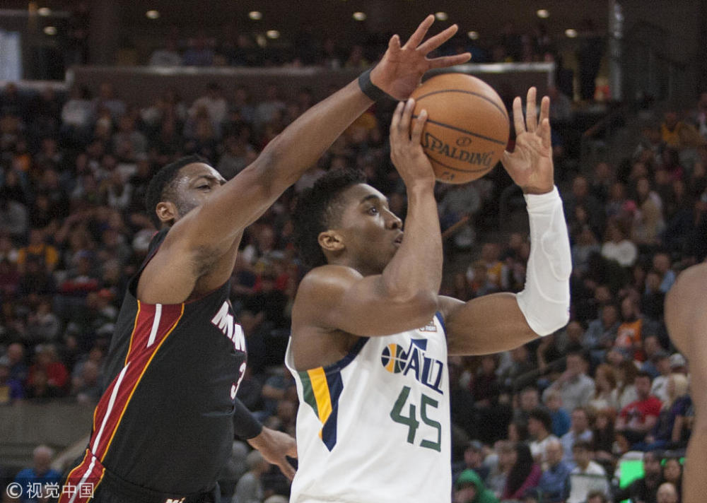 韦德盐湖城最后一舞:送完球衣送球鞋 亲自辅导