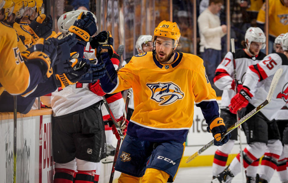 2018-19赛季nhl常规赛继续进行,主力霍尔因伤缺阵的新泽西魔鬼队做客