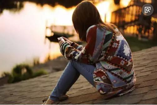 睡觉时,经常有这些表现的男人,他对你早已不爱了,女人要明白!