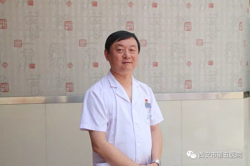 西安市第五医院院长张新昀及外科主任鲁琪荣膺百姓健康守门人
