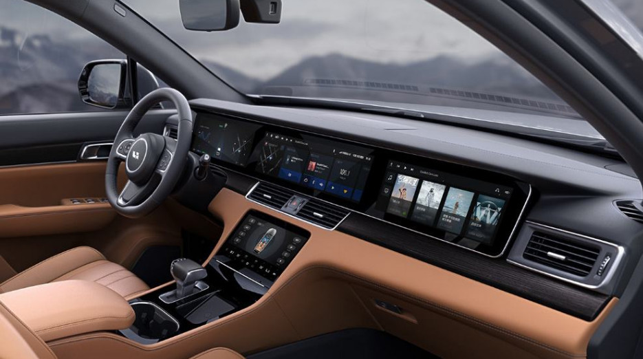 没白等,比亚迪终于崛起了,新车配双机电,比美宝