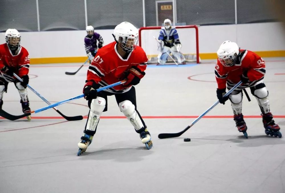 全国青少年u系列轮滑球全国巡回赛西安站举行