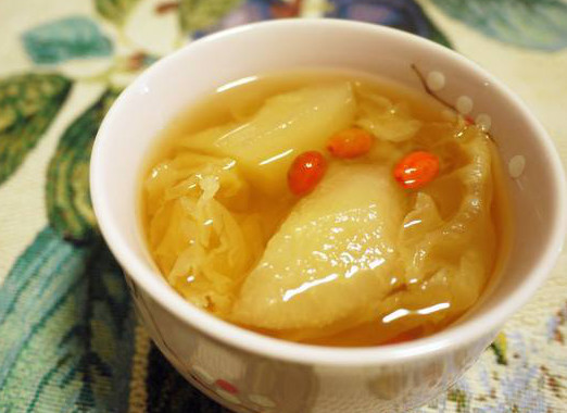 冬季孩子咳嗽老不好?这3种水果一起蒸,止咳化痰,比吃药强多了