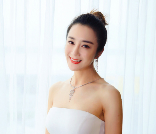 《知否》曼娘一角不讨喜,扮演者李依晓发微博自黑,情商不一般
