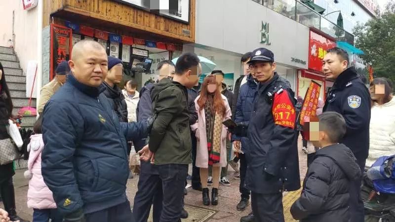 屡教不改再伸手 街头扒窃抓现行