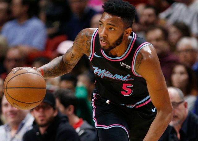 消息人士透露,老鹰内线约翰-科林斯和热火前锋小德里克-琼斯将会参加