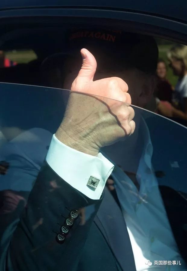 川普发po也要p图美颜p手指,但路数比一般网红高多了啊