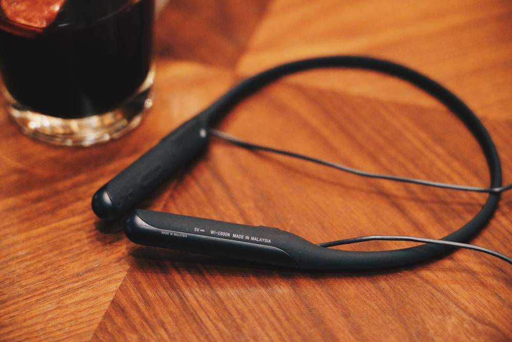 静有精彩 索尼wi-c600n无线降噪耳机入门优选