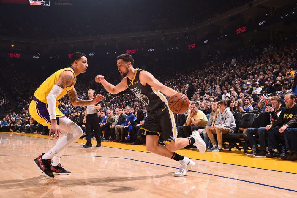 常规赛:勇士115-101湖人 图集