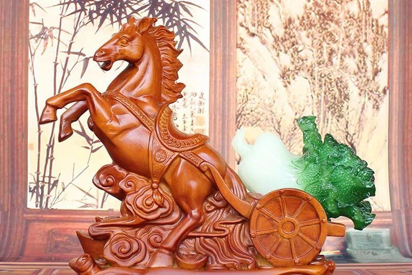 禄马交驰格 八字入此者虽奔波劳碌但衣食无忧!