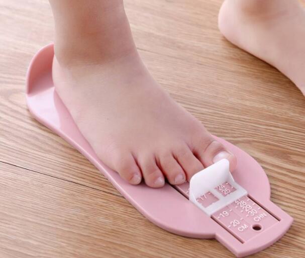 孩子长个先长脚?很多人不知道,孩子脚长和