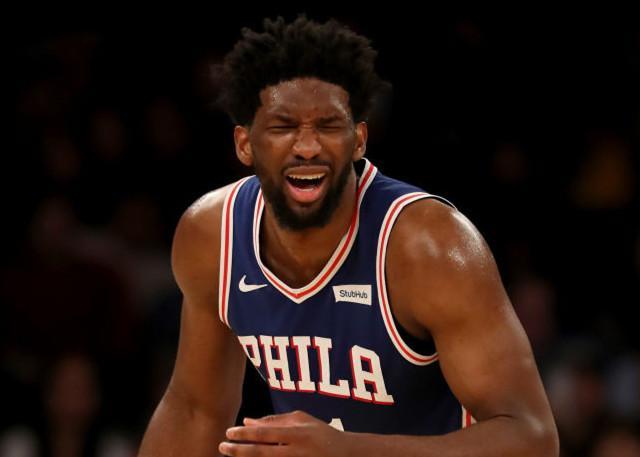 发短信鼓励沃尔恢复伤病 恩比德:相信过程