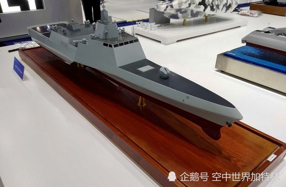 中国三体护卫舰扬威海外!超出美国LCS濒海战