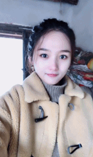 搞笑gif:在学校我是个品学兼优的好学生,奈何经常被二狗欺负