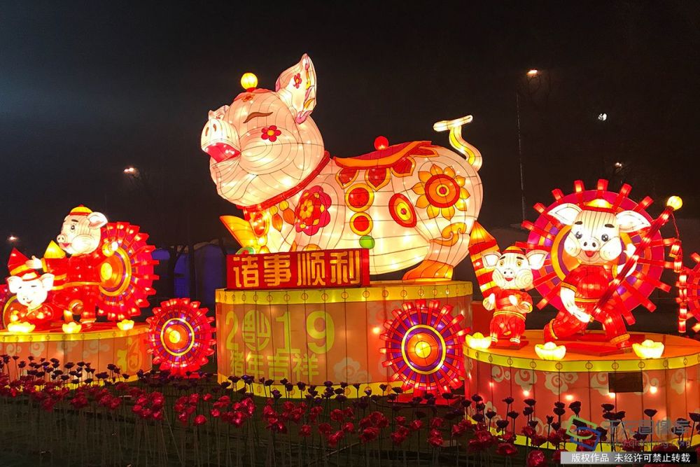 我们的节日元宵九组大型花灯亮相北京石景山游乐园