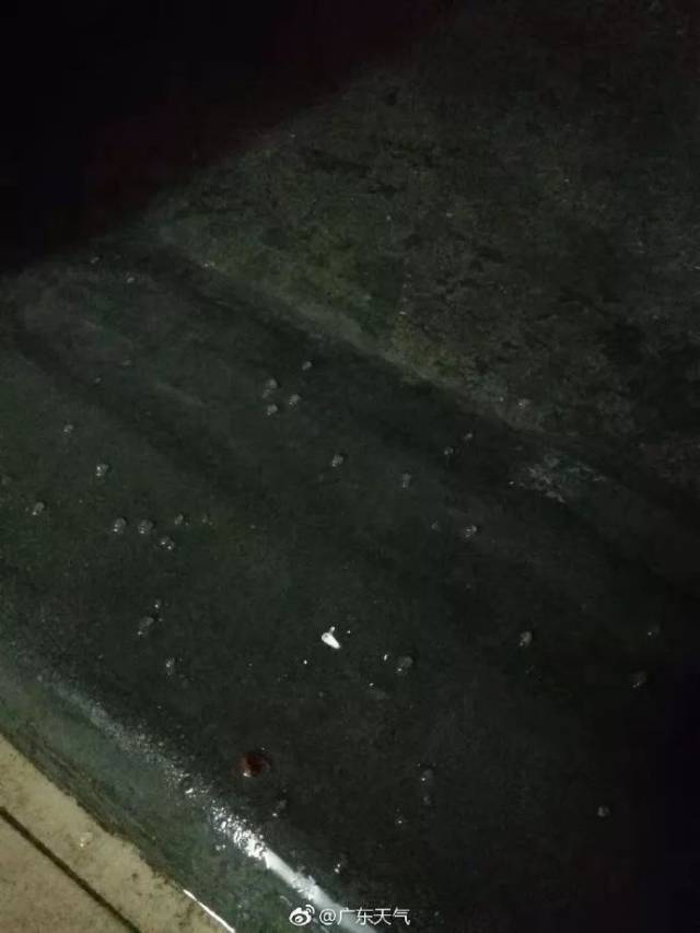 明明热得穿短袖,为何广东多地还下冰雹?