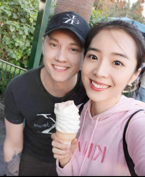 余霜和管泽元各玩各的?随后看到和周淑怡的图片,网友瞬间炸了!