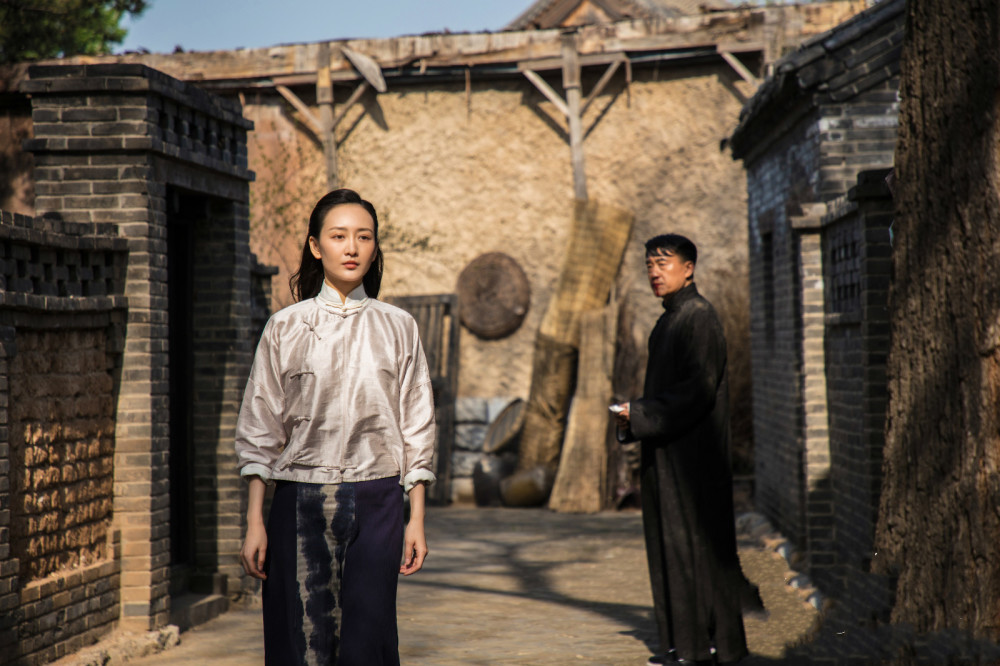 杨幂和王鸥到底谁的演技更胜一筹,《芝麻胡同》能成王鸥代表作吗