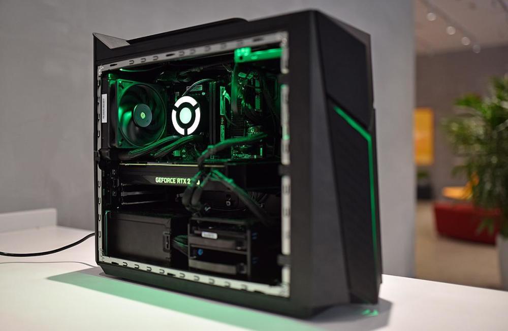 拯救者刃9000三代体验:无可挑剔的游戏主机